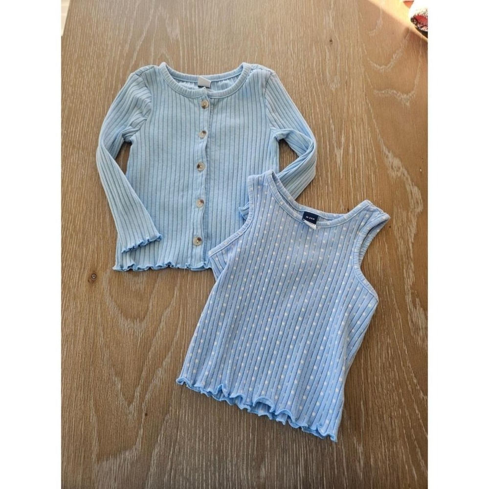 Old navy baby girl cardigan and tank set 18-24 mos